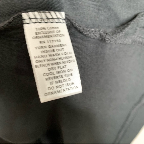 New Quaker Factory Womens Embroidered Floral Shirt Size 1X Black BNWT bling - Picture 5 of 6